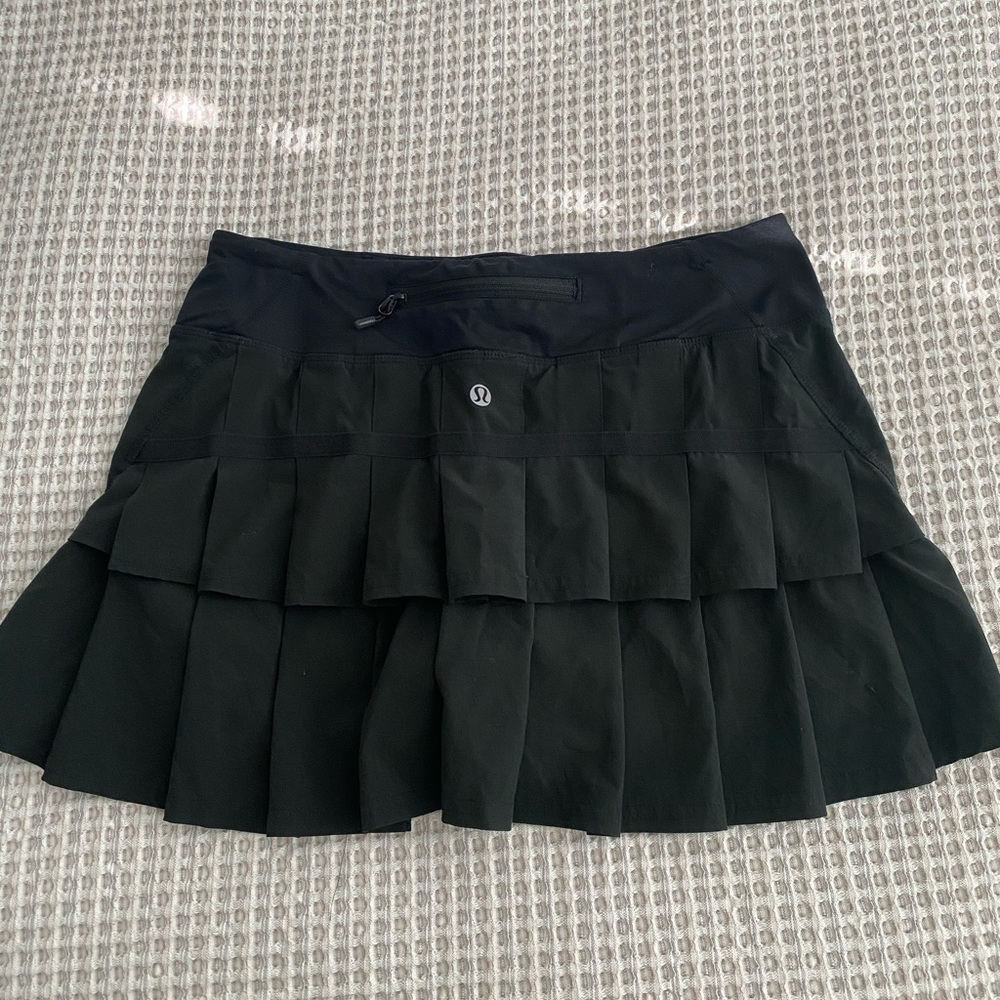 Lululemon tennis skirt!